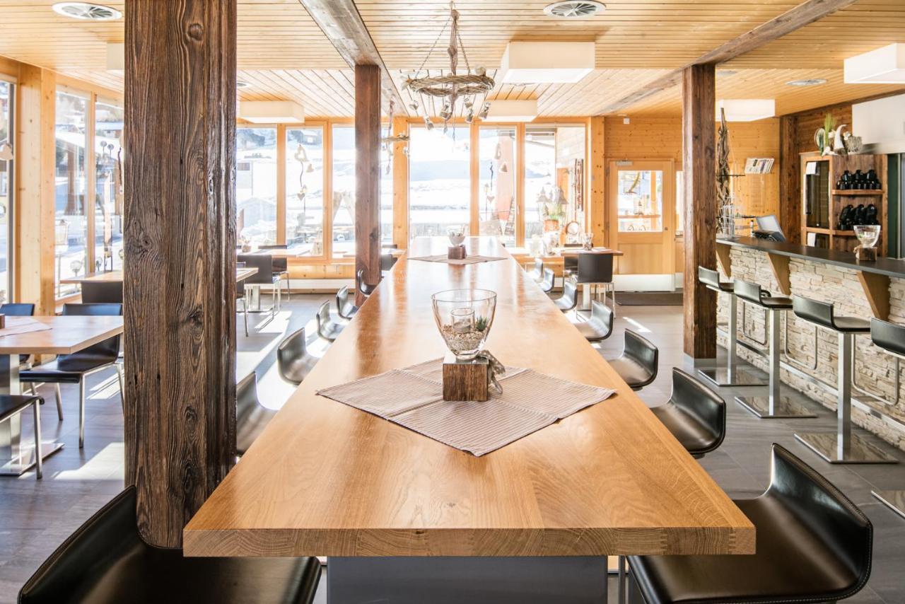 Hotel-Restaurant Ronalp Bürchen Exteriör bild